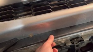 Готовим ПРИОРУ к ЗИМЕ | Зимняя заглуша радиатора | Грязезащитные заглуши рулевых тяг | Утеплитель