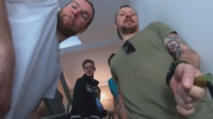 Как я выхожу на улицу без лифта и пандуса