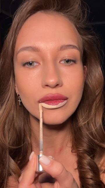 Крашу Губы Консилером смотреть онлайн