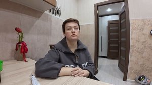 Не сижу ДОМА сиднем, занимаюсь здоровьем и КРАСОТОЙ! Получилась ЦВЕТЫ и ПОДАРКИ) Новый маникюр. Влог