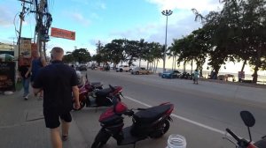 Джомтьен уже НЕ ТОТЧто ИЗМЕНИЛОСЬ пока нас не было в Паттайе. Мукбанг НАЛОПАЛИСЬ вкуснятина в кафе