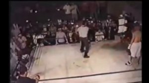 ДРАКИ И НОКАУТЫ РЕФЕРИ/ ВЫРУБИЛИ СУДЬЮ