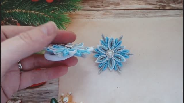 Бантики Канзаши из репсовых лент