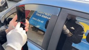Видео установка 2Д дефлекторов окон / плоские ветровики для Kia Rio 3 хэтчбек / Киа Рио 3 хэтчбек