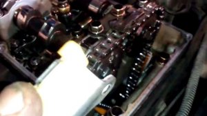 Паджеро 4, стук в клапанной крышке.