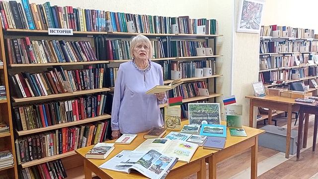 Шестернёва Любовь Николаевна читает стихотворение Янки Купалы "А кто там идет?"