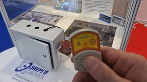 Индивидуальный сигнализатор напряжения "Кристалл-М"