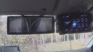 УАЗ Патриот. Магнитола штатная вверх, в место зеркала заднего вида.