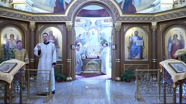 Прямая трансляция: Божественная литургия. Воскресенье. 4 августа 2024 смотреть онлайн