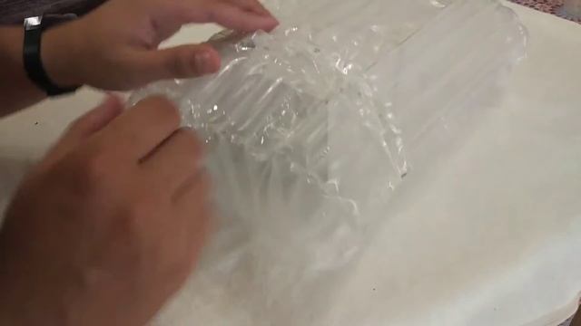 Распаковка женской сумки и стаканов 350 мл смотреть онлайн