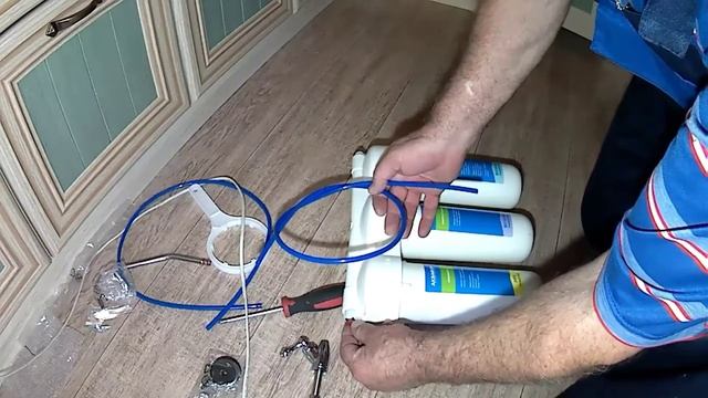 Собираем и подключаем фильтр для  очистки воды.