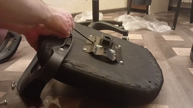 Сборка офисного кресла Roomly смотреть онлайн