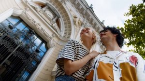 8629584-uhd_4096_2160_25fps