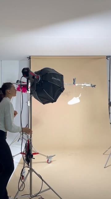 Shooting shoes 👟 #destinationphotographer #reels #liujo #model #shoes #sports