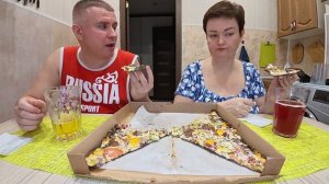 Мукбанг Отметили моё ПОХУДЕНИЕ ОГРОМНОЙ ПИЦЦЕЙ) Если очень хочется то МОЖНО) ЕМ и ХУДЕЮ без диет