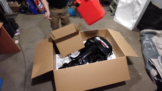 Toyama 9.9-15 4 такта распаковка