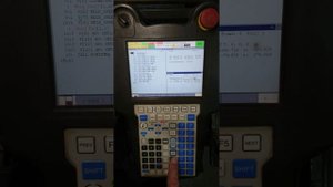 Робот FANUC. Кнопки " STEP" (пошаговое перемещение горелки) и "HOLD" (пауза только в авт. режиме).