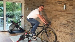 Rollentrainer Elite Turbo Muin Smart B+ im Praxistest