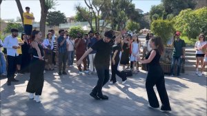 Девушки Танцуют Девичья Башня Баку 2025 Лезгинка Чеченская ALISHKA Lezginka Dance Туристы В Шоке