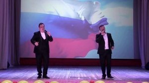 Песня "Смуглянка", исполняют Андрей Востриков и Тимофей Фролов