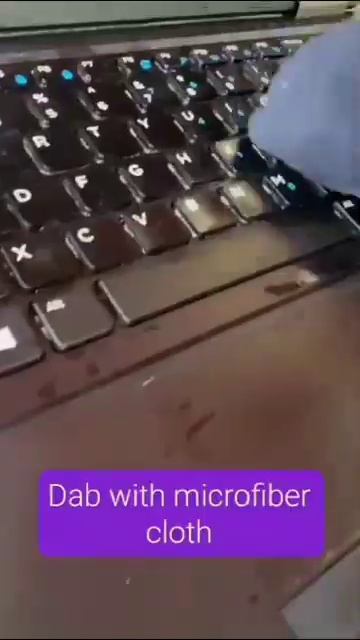 Here's what to do if you spill  water on your Laptop смотреть онлайн