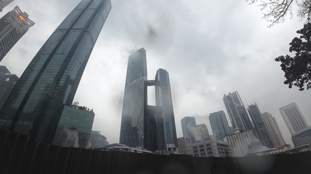 Malaysia, Kuala-Lumpur, KLCC прогулка под музыку, г. Куала-Лумпур, Малайзия 15 февраля.