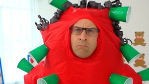 Диана и Рома - Диана и Рома показывают Оливеру Почему Так Важно Чистить Зубы