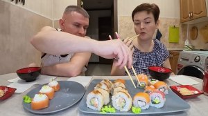 Мукбанг ОТМЕЧАЕМ ГОДОВЩИНУ СВАДЬБЫ 9 лет! Роллы и суши, гунканы на ПРАЗДНИЧНЫЙ семейный ужин Россия
