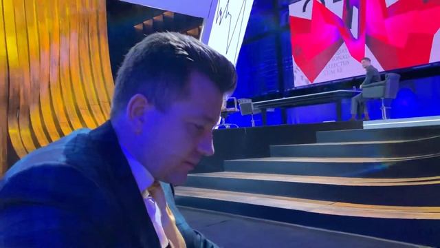 Иван Николаев вступил в перепалку в студии Первого канала смотреть онлайн