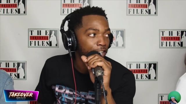 TAKEOVER BARS RNB COVER BATTLE JESSIE RENEE VS RIA 4 REEL  Reaction Video