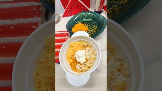 ВКУСНЫЕ СЫРНЫЕ ШАРИКИ С  КРАБОВЫМИ ПАЛОЧКАМИ