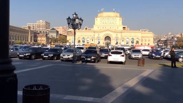 Yerevan, November 12, video-2, Hanrapetutyan h.
