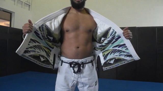 Scramble Wave Kimono available at Budovideos.com смотреть онлайн