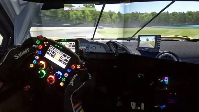 iRacing Official Race 22.12.18 (Road America/Ferrari GT3) смотреть онлайн