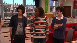 Виктория победительница. Отрывок.