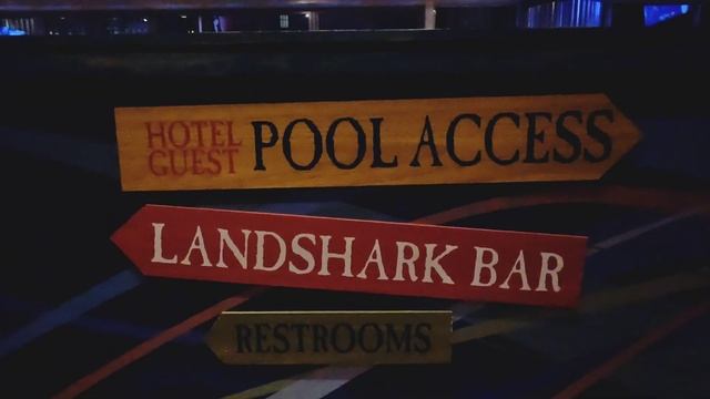 Margaritaville Resort Times Square - Hotel Tour смотреть онлайн