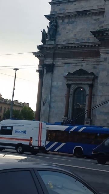 Мариинский дворец ЗАКС собрание и Исаакиевский собор. shorts