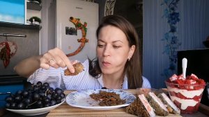 МУКБАНГ СОБА С ОВОЩАМИ/КУРИНЫЙ ШАШЛЫЧОК/ХОТ - СЭНДВИЧИ/ДЕСЕРТ/MUKBANG HALK FAMILY ЕДА