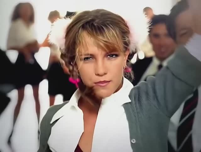 Britney Spears - Baby One More Time