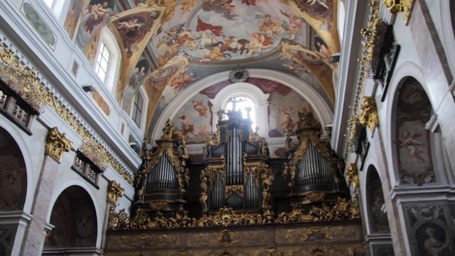 2023-06-28 LJUBLJANA, Stolnica Sv. Nikolaja смотреть онлайн