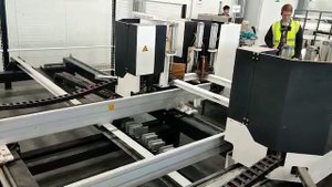 Четырехголовчатый  станок для пайки пластикового профиля, Завод окон .plastic window factory