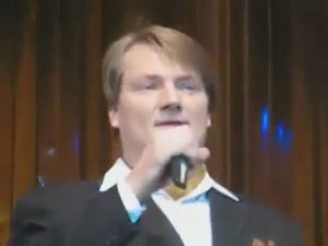 Московский мужской Хор Пересвет: попурри. Солисты: Д. Зуев, А.Чеботарев, О. Усенко.