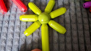 собираем цветок из магнитного конструктора, играем и собираем с детьми конструктор, детские игры