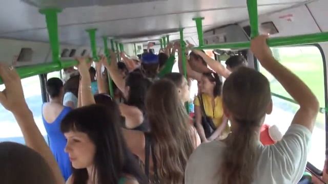 Выйду ночью в поле с конем в автобусе смотреть онлайн