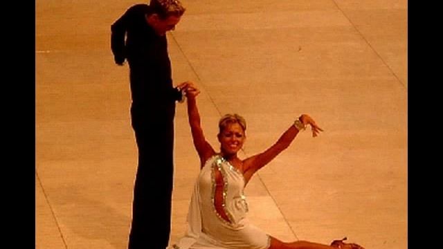 dancing poses смотреть онлайн