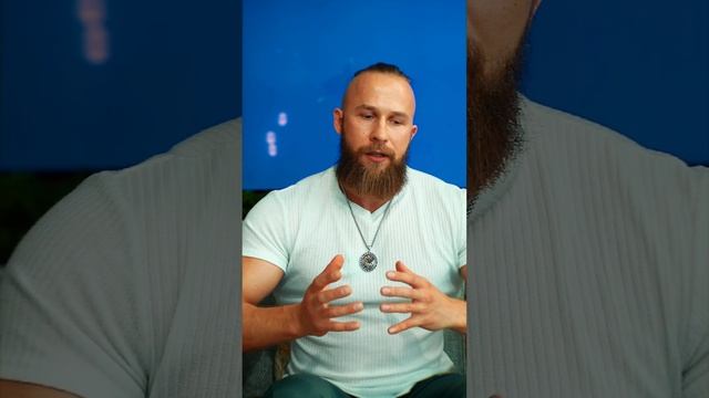 У массажиста реабилитолога клиенты девушки и почему? #shorts #podcast смотреть онлайн