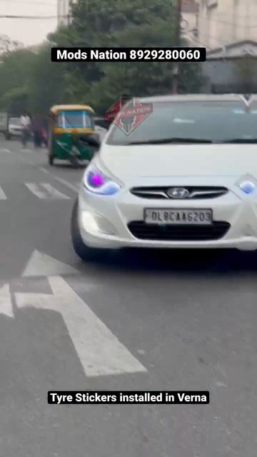 Modified Hyundai Verna with Satin Pearl White wrap & Customised Tyre Stickers #modification смотреть онлайн