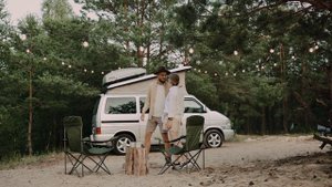 9120872-uhd_3840_2160_25fps