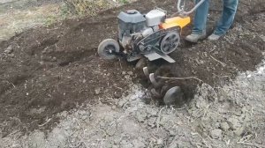 как копать мотокультиватором.