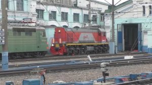 Тепловоз РЖД и сплотка электровозов на ЖД-вокзале "КРАСНОЯРСК ГЛАВНЫЙ" | Сибирь